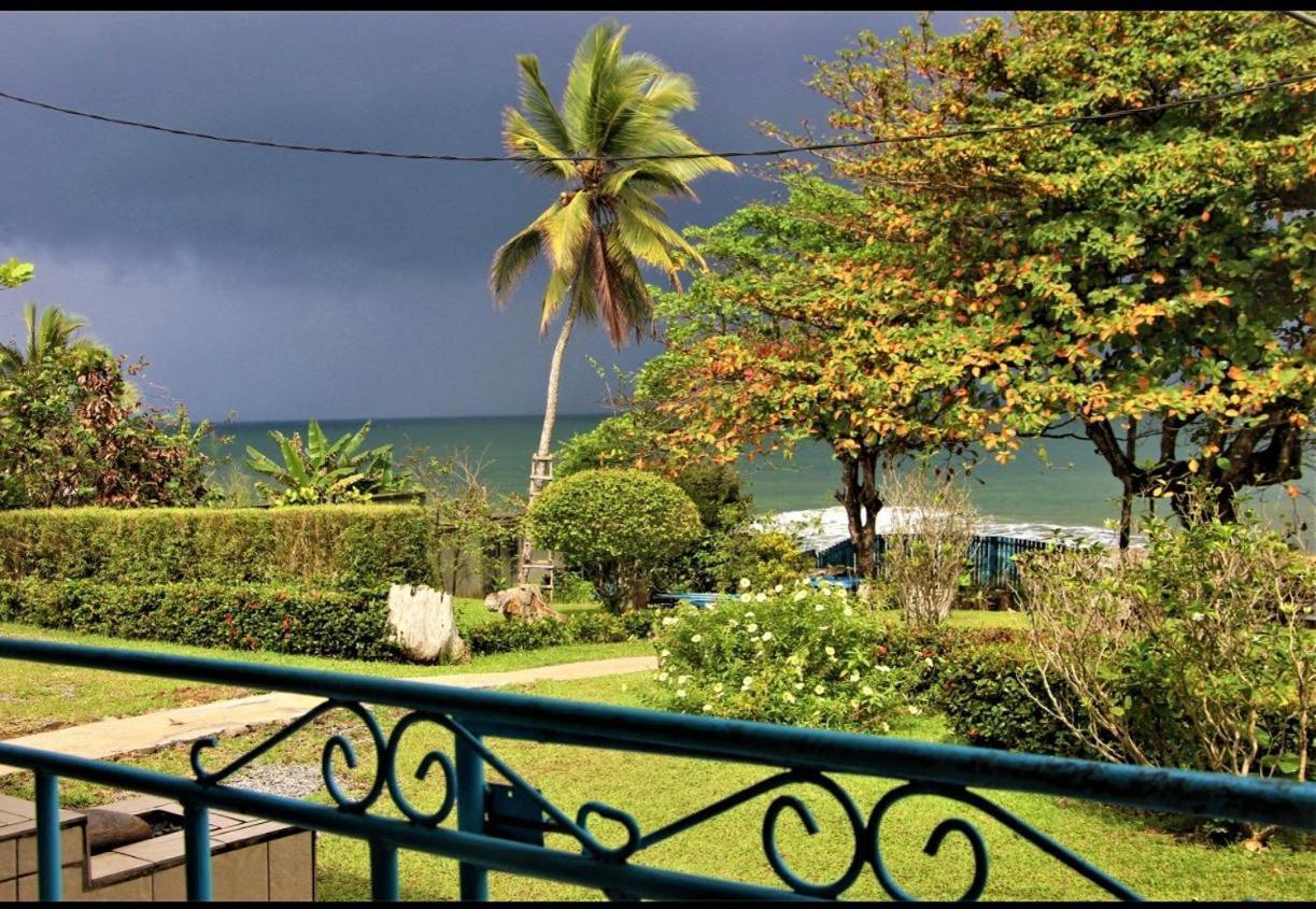 Hotel Ocean-Si Mansion à Kribi Extérieur photo