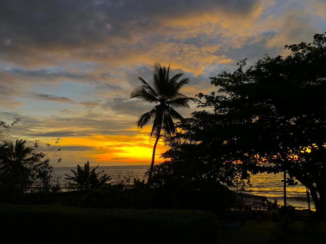 Hotel Ocean-Si Mansion à Kribi Extérieur photo